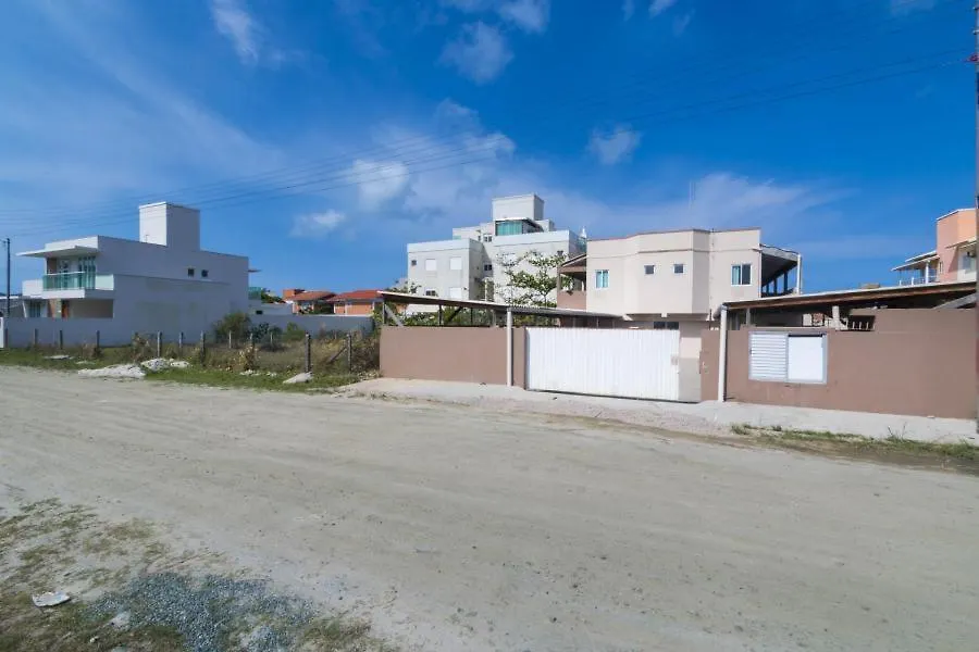 Residencial Melfi 3 Ap.5 Lateral Apartamento Bombinhas